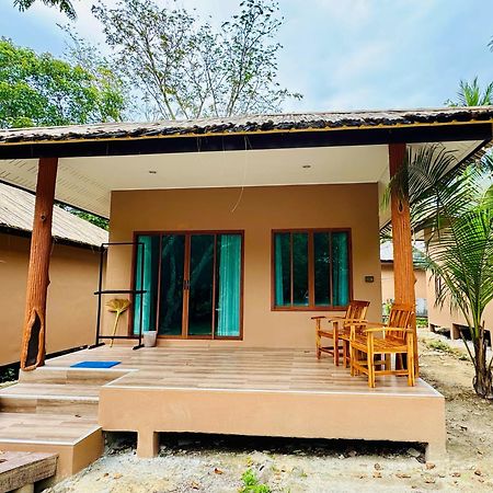 Marina Resort Koh Phayam Ranong Exterior foto