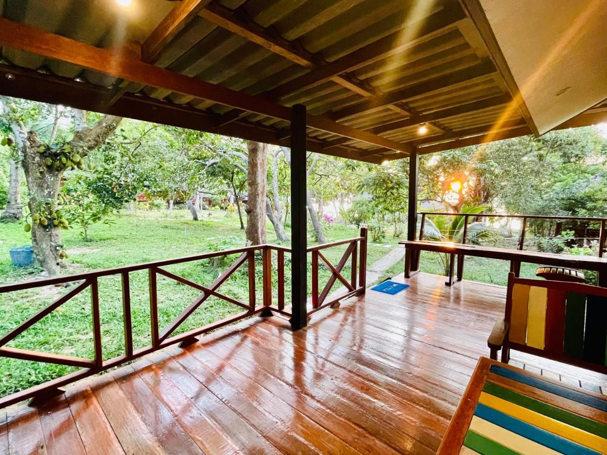 Marina Resort Koh Phayam Ranong Exterior foto