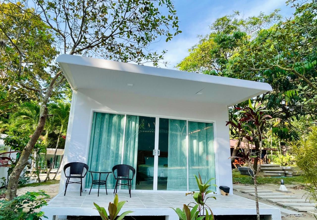 Marina Resort Koh Phayam Ranong Exterior foto